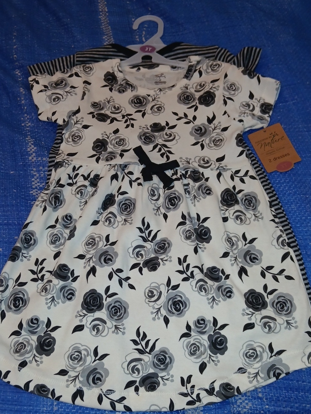 2 Girls Black & White Floral Dress with Decorative Bow & Gray/Black Dress